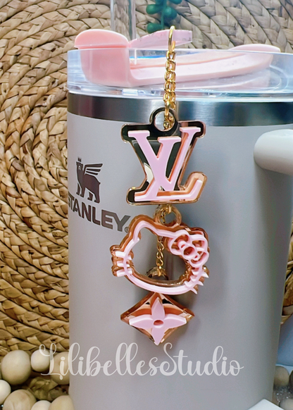 Kitty x LUX biggie charm (pink/gold)