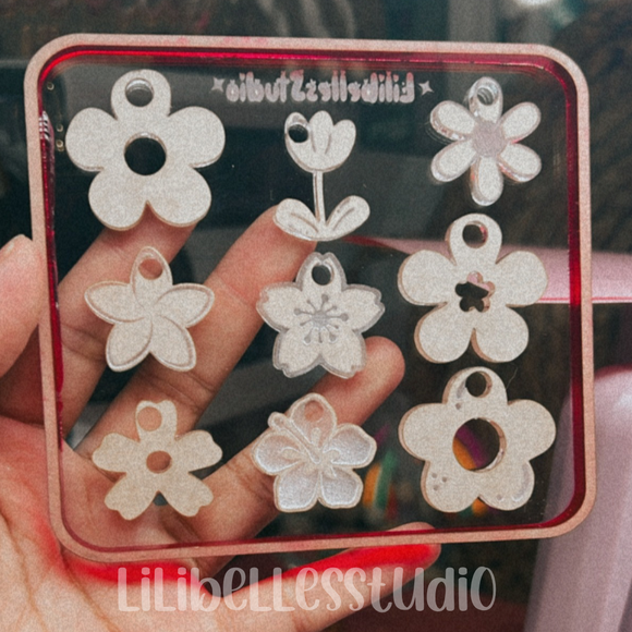 Flowers charms MOLD