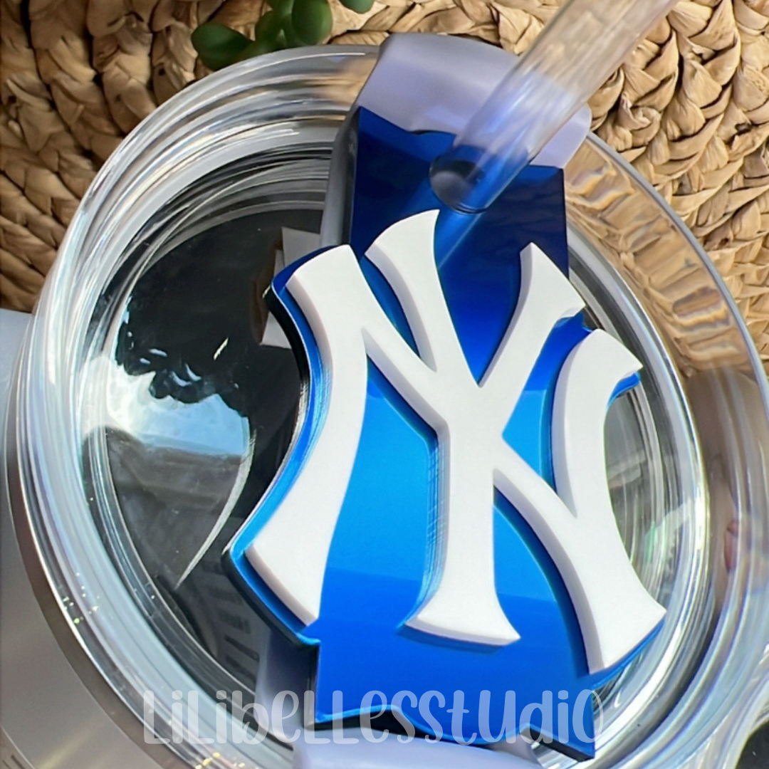 NY Acrylic topper