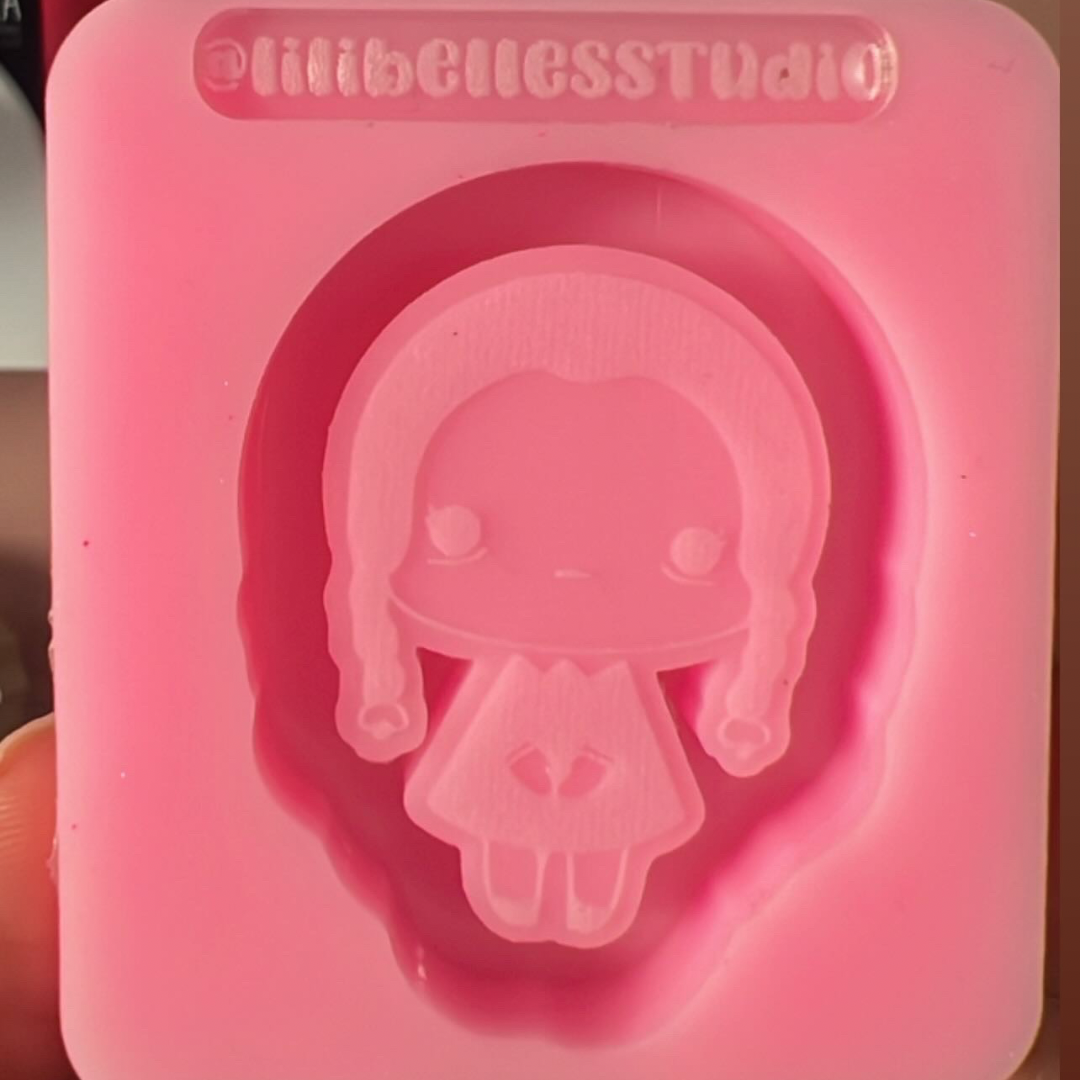 Chibi Wednesday Shaker Mold