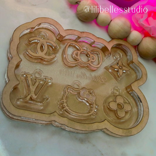 LUXE x Kitty charms MOLD