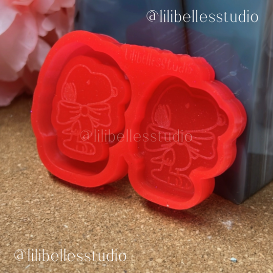 Pup with bow shaker+flat MOLD
