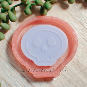 Cutie skull shaker mold