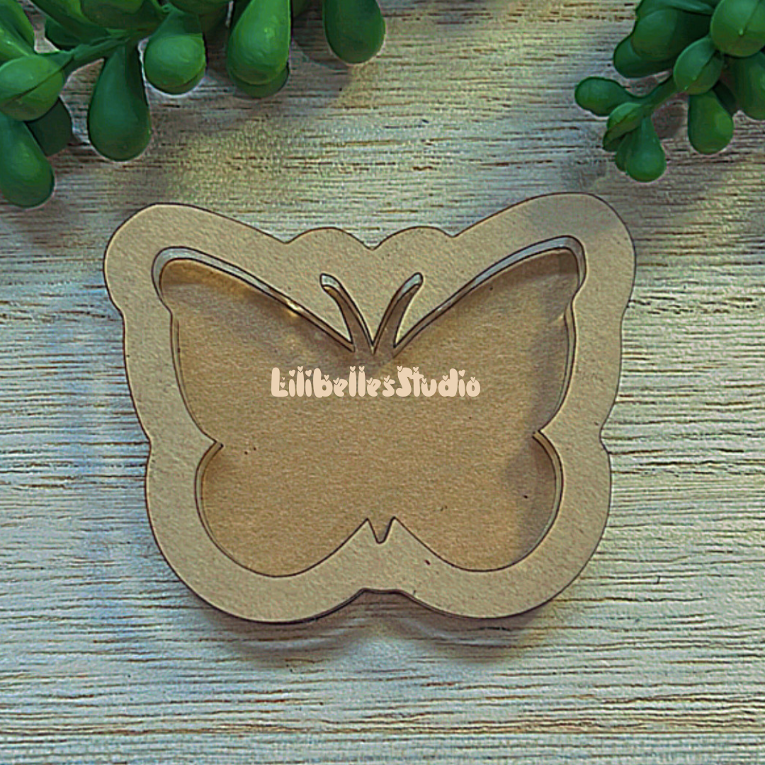 Butterfly shaker mold