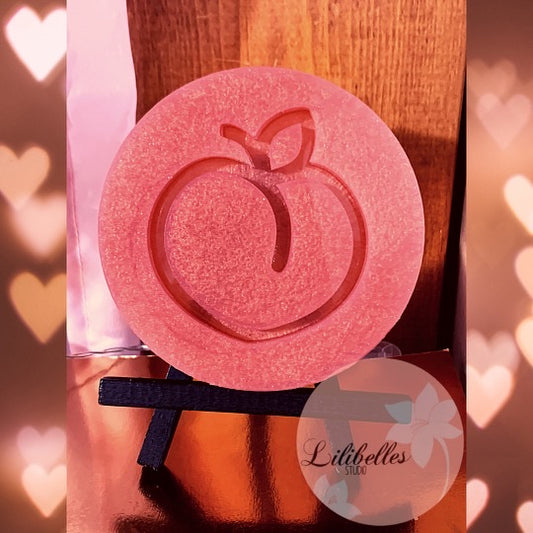 Peach shaker mold